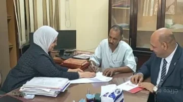 نهاية سعيدة لمعاناته.. والد الطفلة شهد يتسلم عقد عمل ورعاية كاملة لأسرته 1